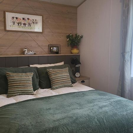 Honeycomb Lodge - Holiday Home 5 Min From Падстоу Екстериор снимка